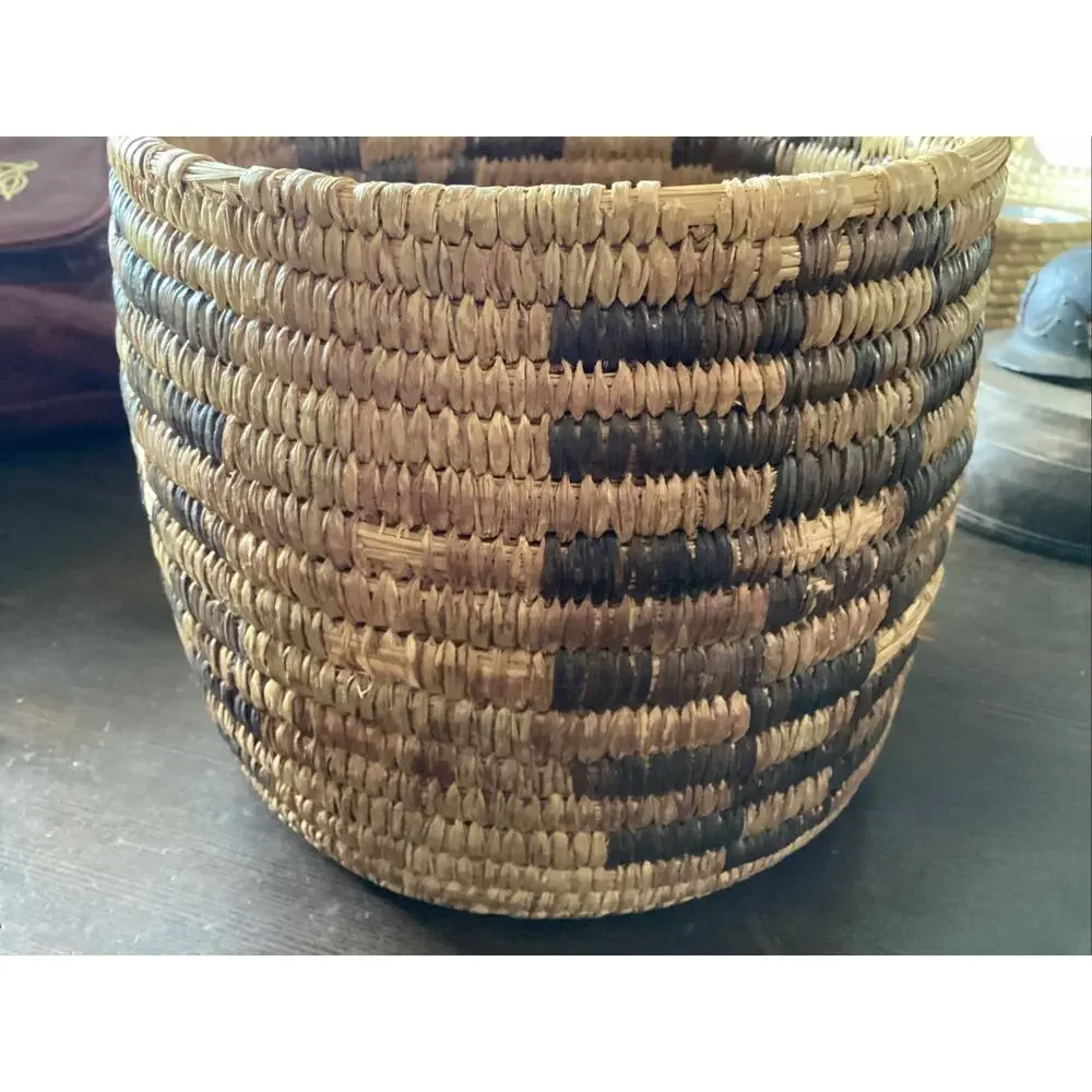 OLD NATIVE AMERICAN Tohono O'odham Papago PIMA Cylindrical Basket 6.5 T 7.5 W